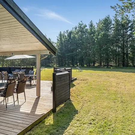 Arild - 900m From The Sea By Interhome