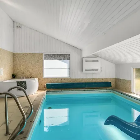 펜션 Arild - 900m From The Sea By Interhome Saltum