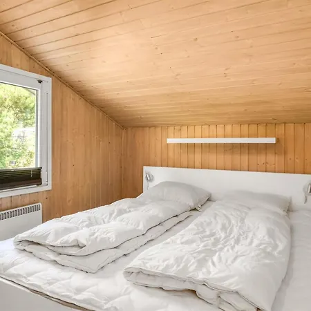 Arild - 900m From The Sea By Interhome Saltum